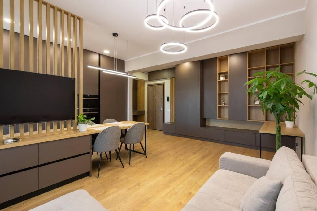 Elegant 2 Bedroom Retreat Bukarest Exterior foto